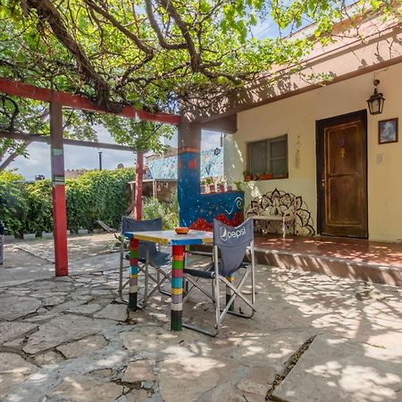 Puerta Azul Hostel カピージャ・デル・モンテ エクステリア 写真