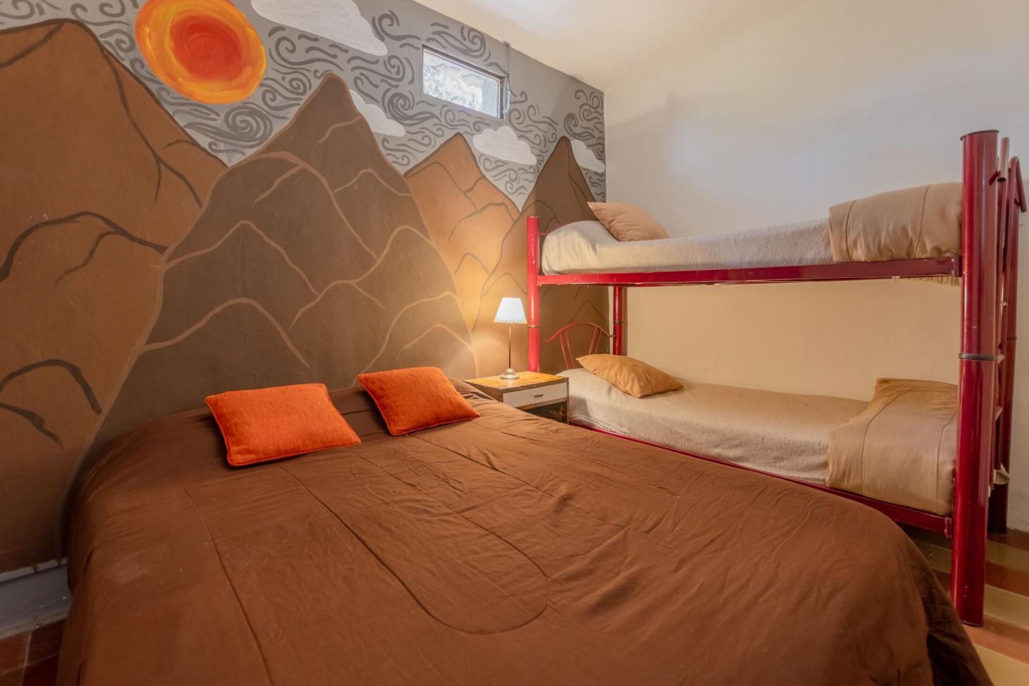 Puerta Azul Hostel カピージャ・デル・モンテ エクステリア 写真