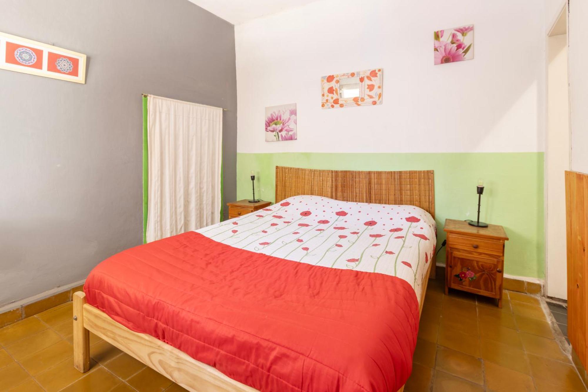 Puerta Azul Hostel カピージャ・デル・モンテ エクステリア 写真