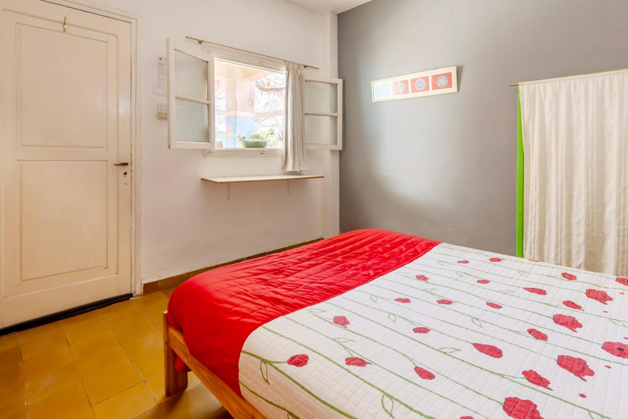 Puerta Azul Hostel カピージャ・デル・モンテ エクステリア 写真