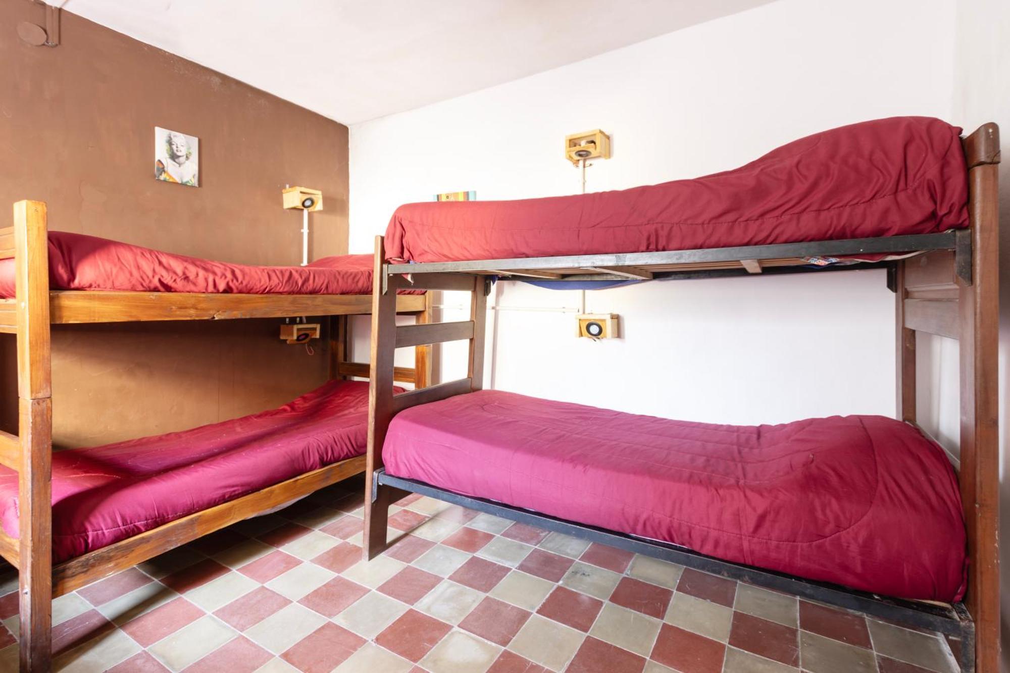 Puerta Azul Hostel カピージャ・デル・モンテ エクステリア 写真