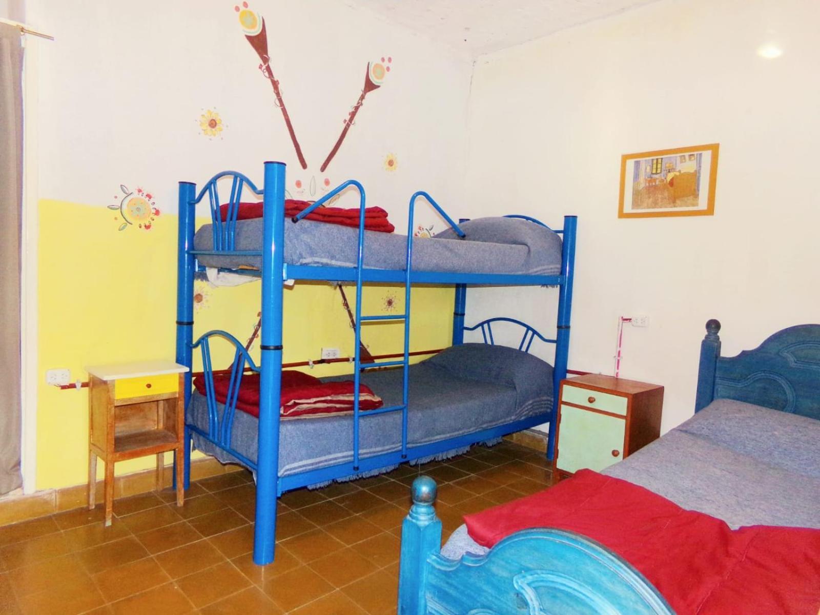 Puerta Azul Hostel カピージャ・デル・モンテ エクステリア 写真