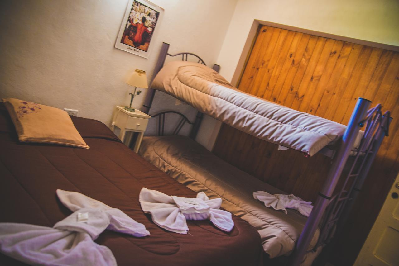 Puerta Azul Hostel カピージャ・デル・モンテ エクステリア 写真