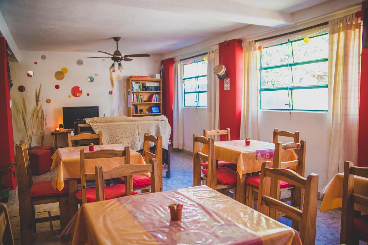 Puerta Azul Hostel カピージャ・デル・モンテ エクステリア 写真