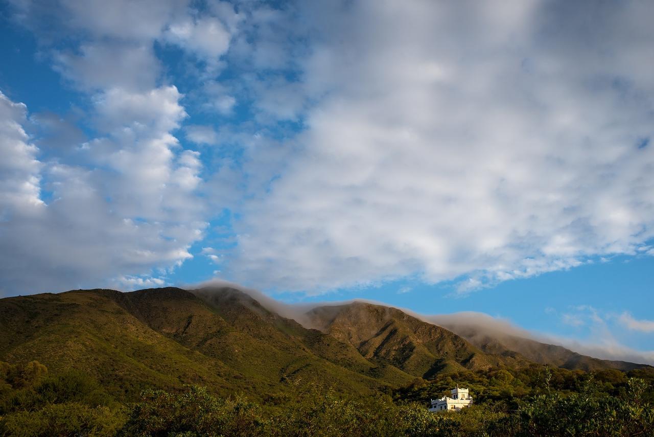 Puerta Azul Hostel カピージャ・デル・モンテ エクステリア 写真